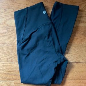 Lulu lemon 22” cropped leggings